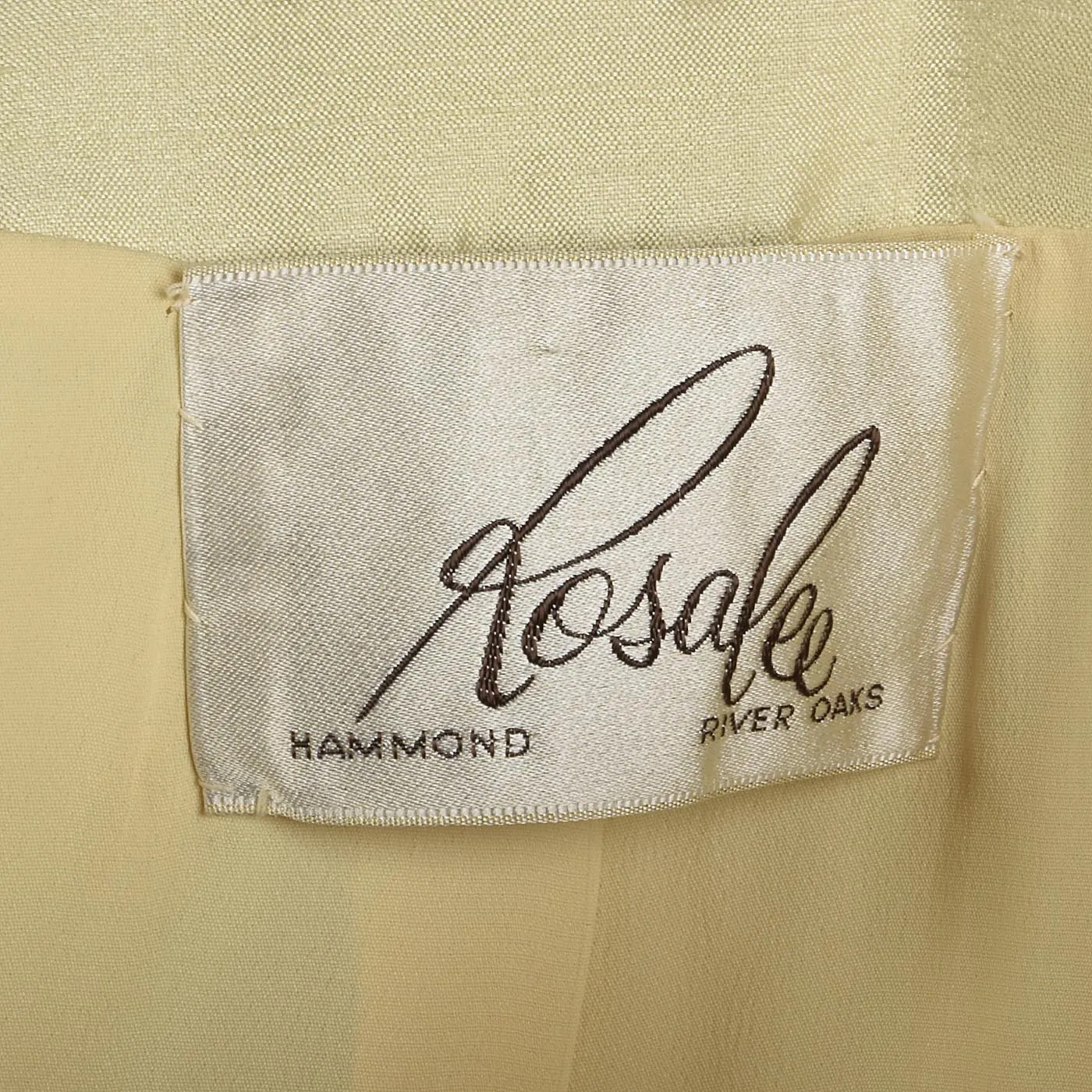 1960s Yellow Silk Cape with Fox Fur Trim