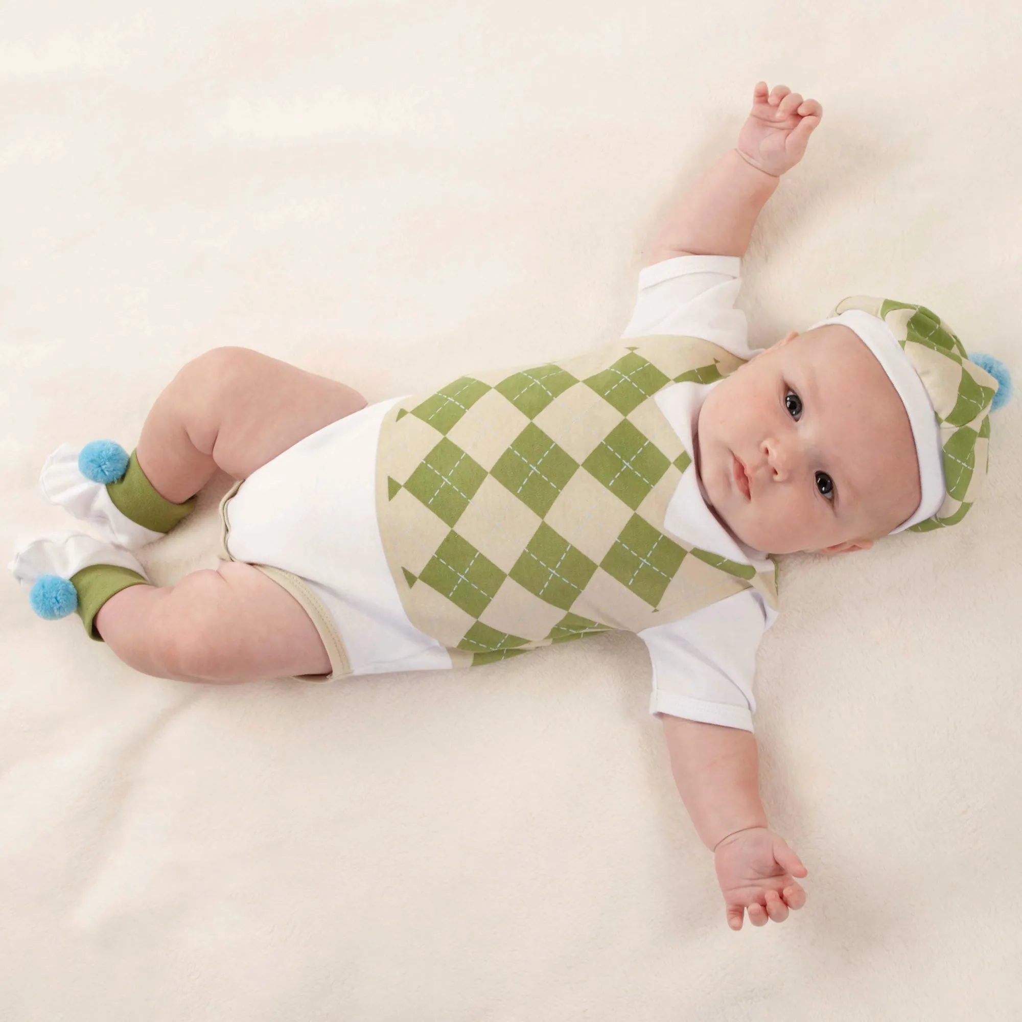 Big Dreamzzz Sweet Tee 3-Piece Golf Layette Set in Golf Cart Packaging