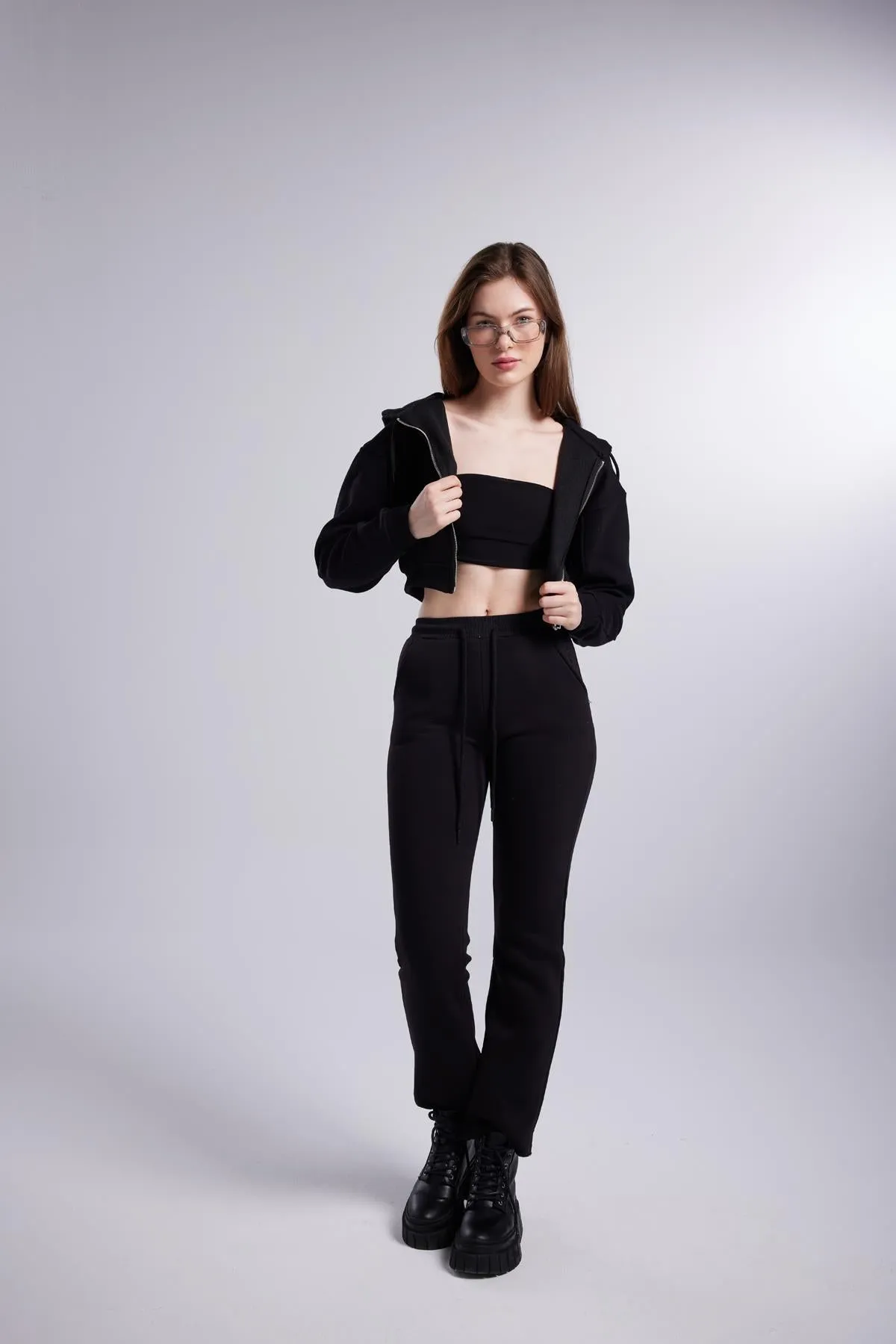 Lirola Turtleneck Crop Sweater Black