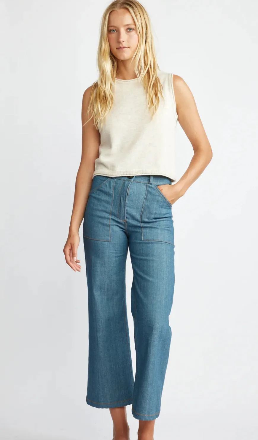 SCT-678 Nova Cropped Sweater