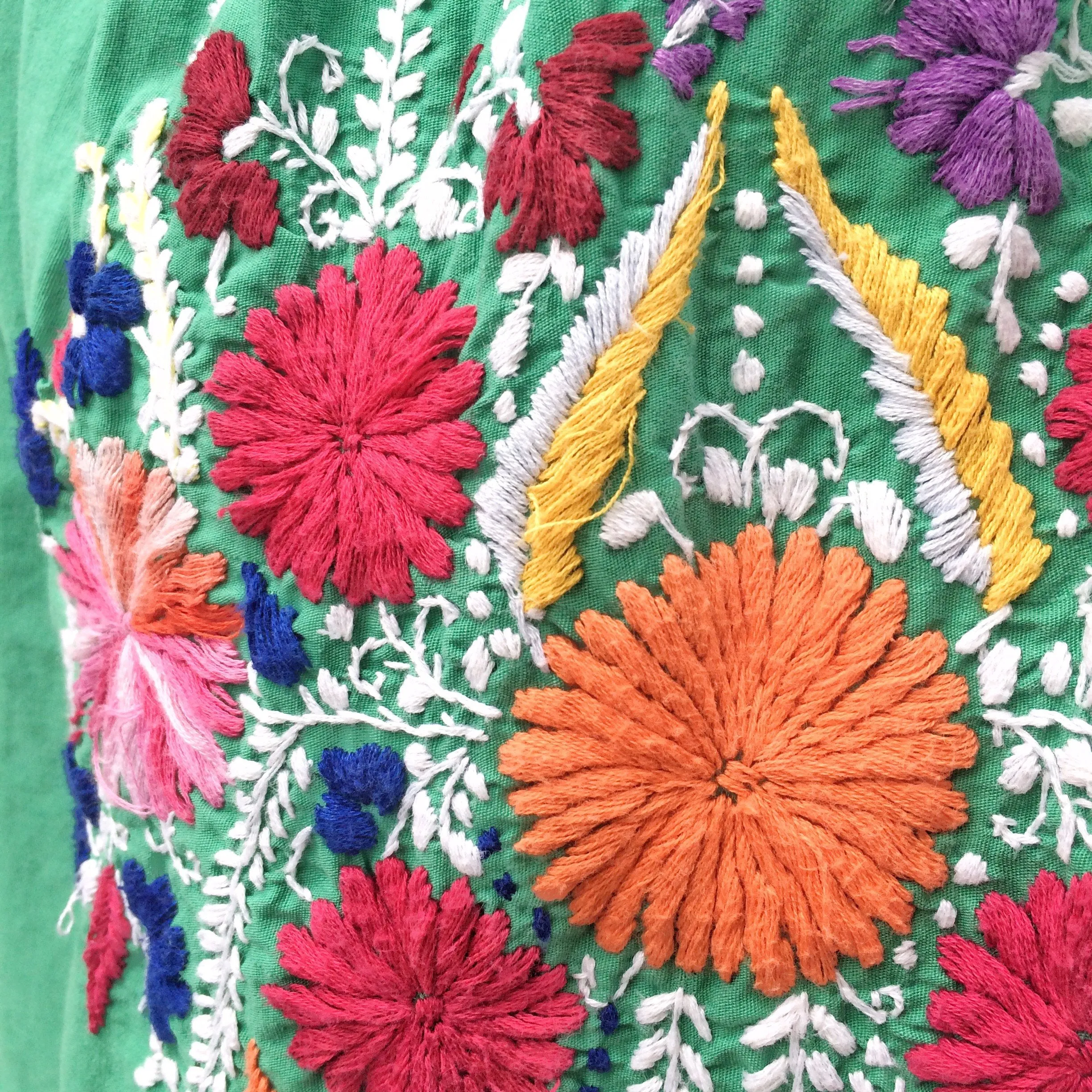 Villa de Mexicano | Vintage 1960s 1970s Hippie Flower Power Mexican Hand Embroidery Maxi Dress