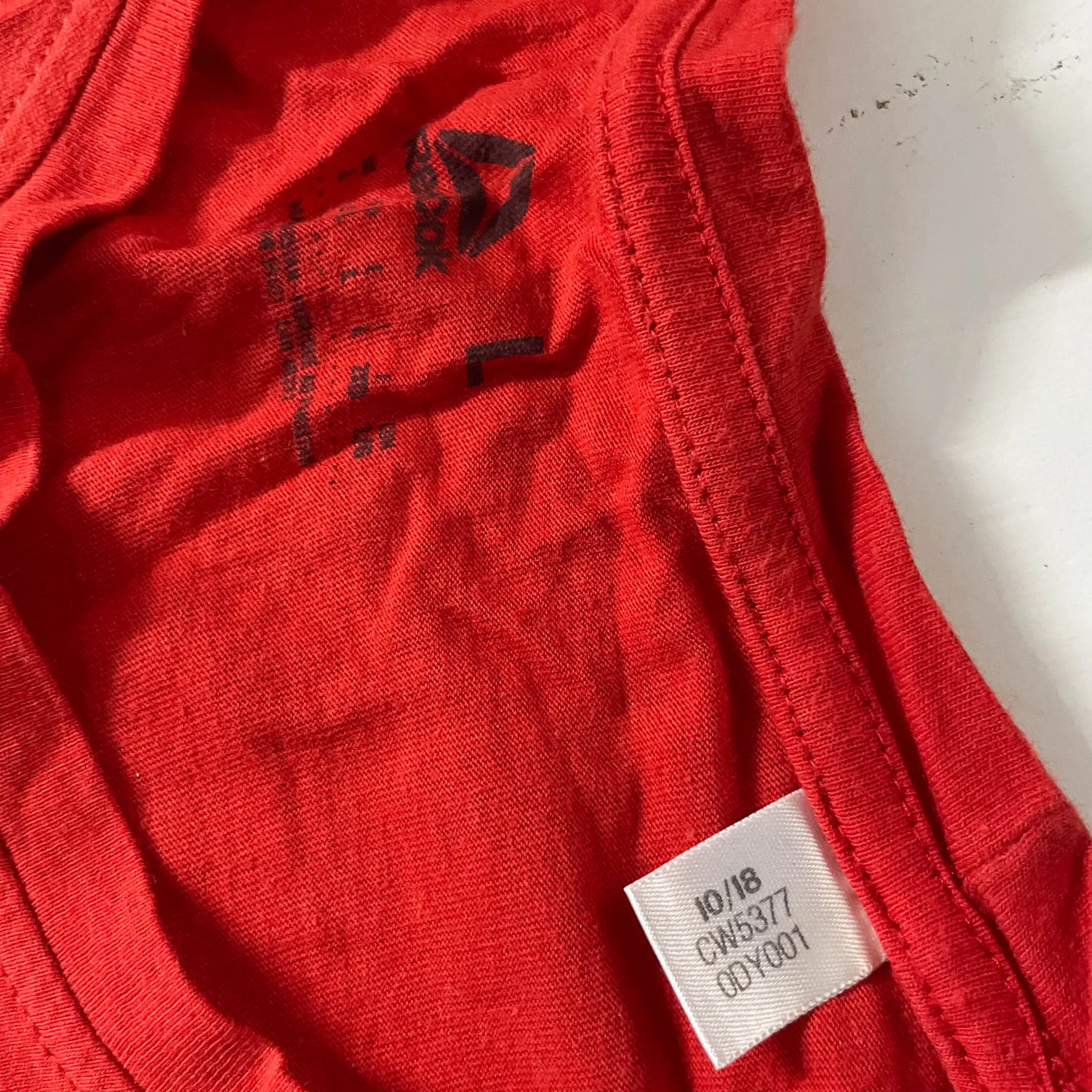 Vintage Reebok big logo red mens large tees